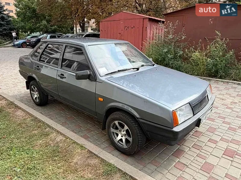 ВАЗ / Lada 21099