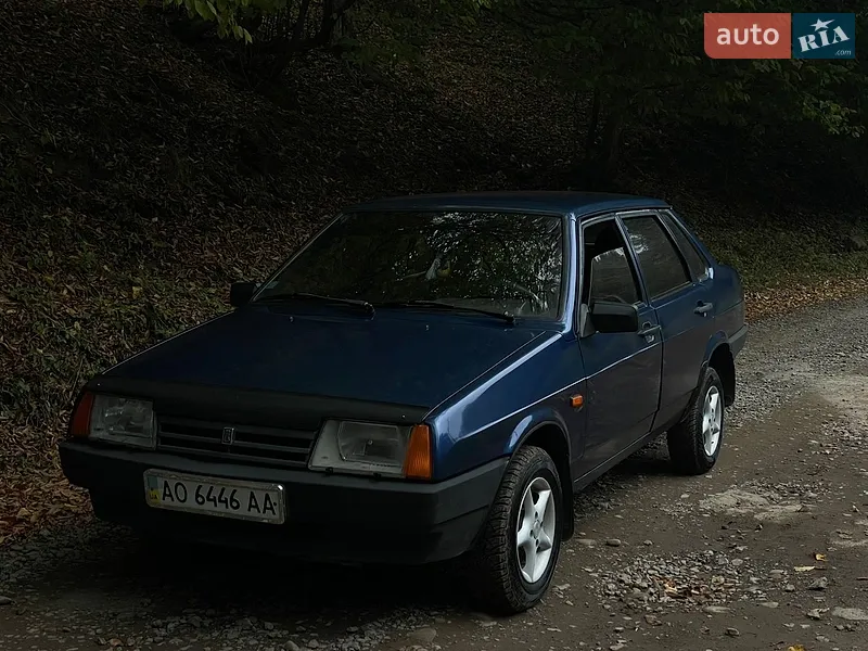 ВАЗ / Lada 21099