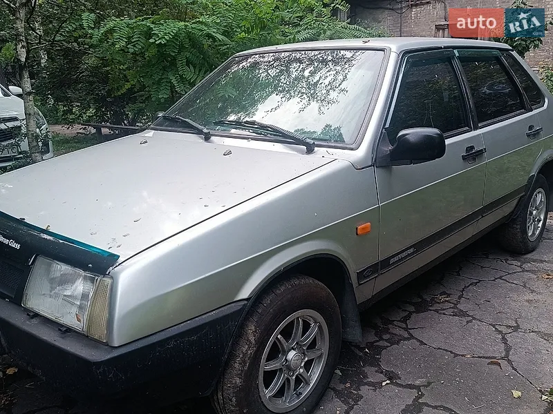 ВАЗ / Lada 21099