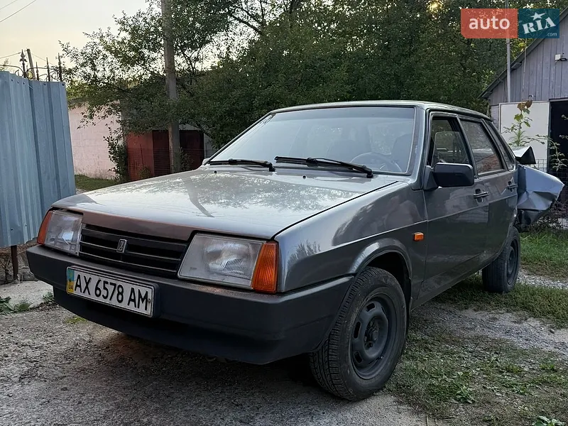 ВАЗ / Lada 21099