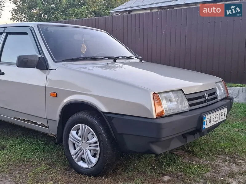 ВАЗ / Lada 21099