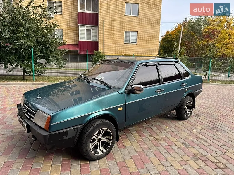 ВАЗ / Lada 21099