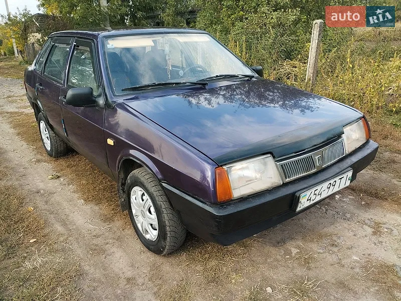 ВАЗ / Lada 21099