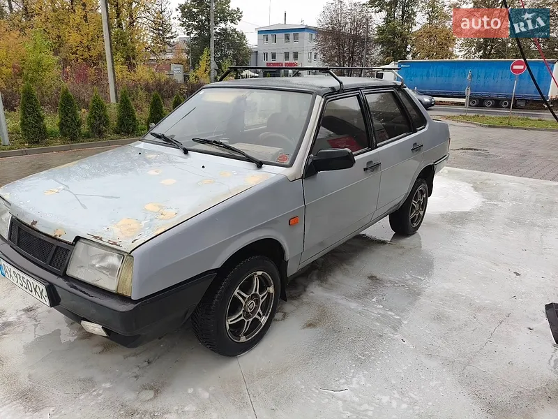 ВАЗ / Lada 21099