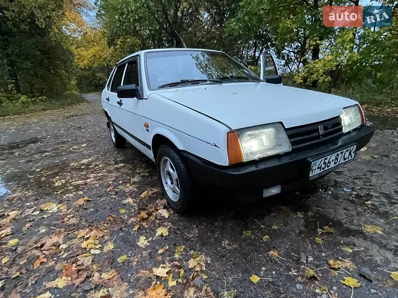 ВАЗ / Lada 21099