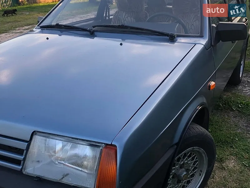 ВАЗ / Lada 21099