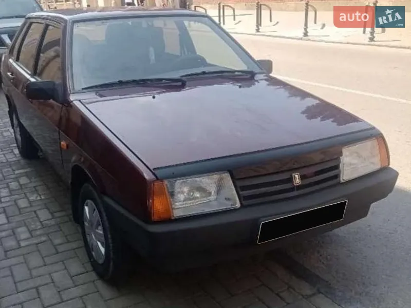 ВАЗ / Lada 21099
