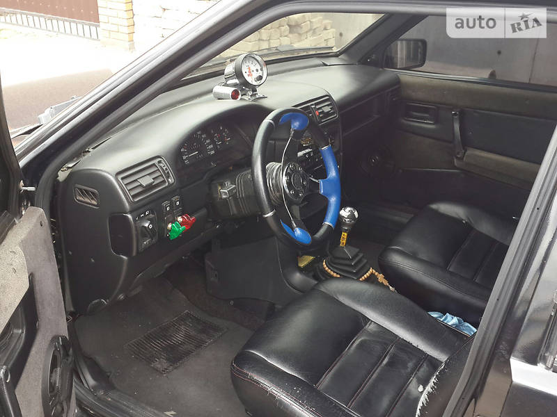 Седан ВАЗ / Lada 2109 1987 в Кривом Роге