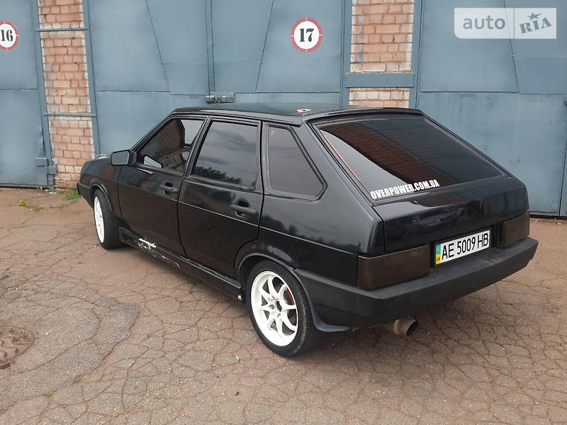 Седан ВАЗ / Lada 2109 1987 в Кривом Роге