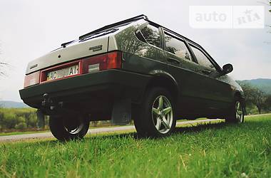 Хэтчбек ВАЗ / Lada 2109 1993 в Ужгороде
