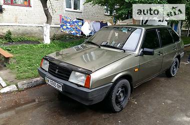 Хэтчбек ВАЗ / Lada 2109 2001 в Ровно
