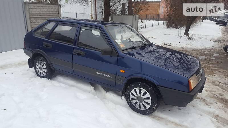 Хэтчбек ВАЗ / Lada 2109 2005 в Виннице