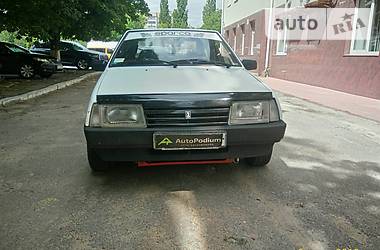 Седан ВАЗ / Lada 2109 1988 в Николаеве