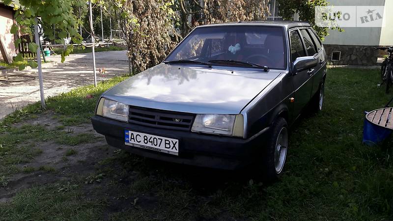 Хэтчбек ВАЗ / Lada 2109 1993 в Луцке