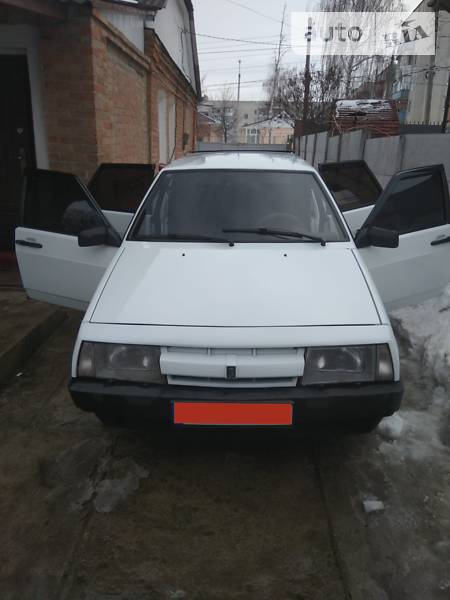 Хэтчбек ВАЗ / Lada 2109 1990 в Бердичеве
