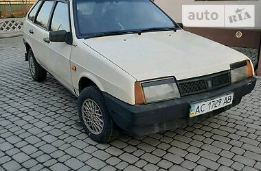 Хэтчбек ВАЗ / Lada 2109 1996 в Ровно