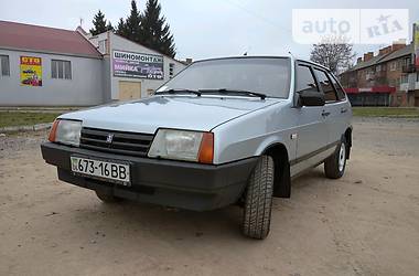 Хэтчбек ВАЗ / Lada 2109 2001 в Бердичеве