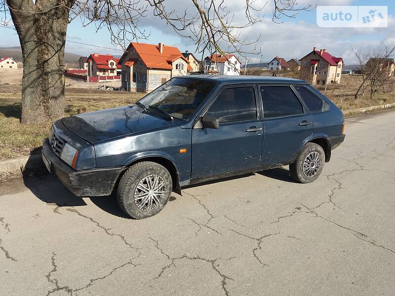Хэтчбек ВАЗ / Lada 2109 1989 в Перемышлянах фото 19 Хэтчбек ВАЗ / Lada 2109 1989 в Перемышлянах