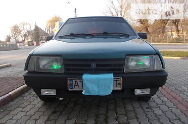 Хетчбек ВАЗ 2109 2001 в 