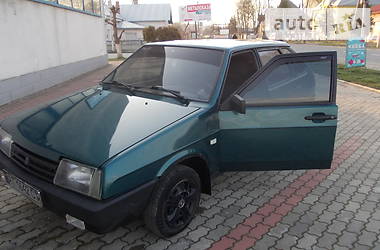 Хетчбек ВАЗ 2109 2001 в 