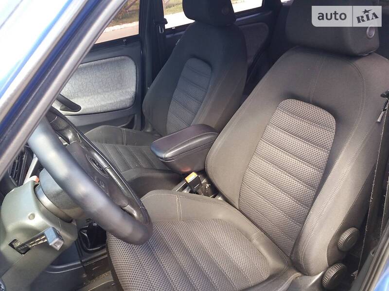 Хетчбек ВАЗ / Lada 2109 2008 в Сумах фото 10 Хетчбек ВАЗ / Lada 2109 2008 в Сумах