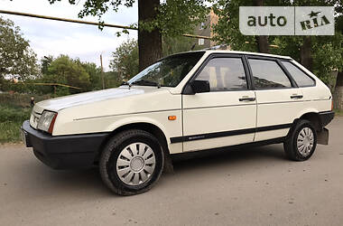 Хэтчбек ВАЗ / Lada 2109 1992 в Могилев-Подольске