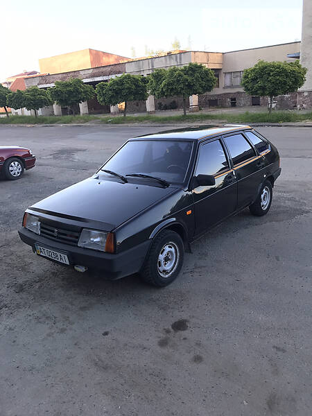 Хетчбек ВАЗ / Lada 2109 2006 в Івано-Франківську