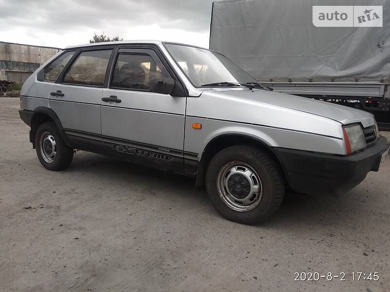 Хэтчбек ВАЗ / Lada 2109 1988 в Карловке