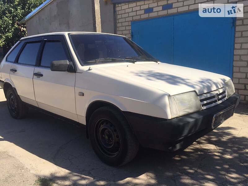 Хэтчбек ВАЗ / Lada 2109 1995 в Херсоне