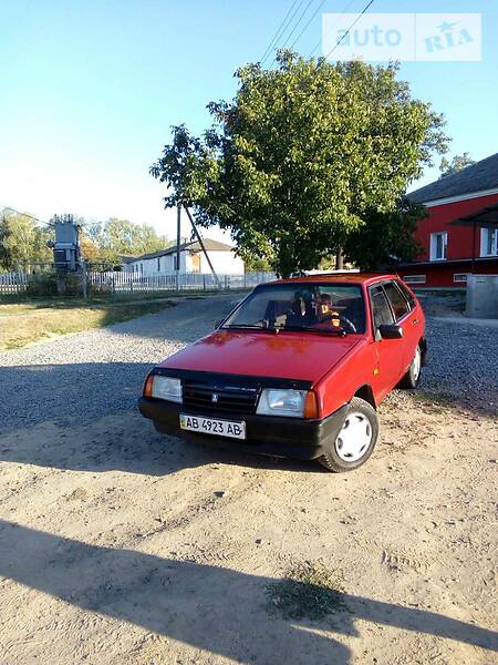 Хэтчбек ВАЗ / Lada 2109 1995 в Тульчине