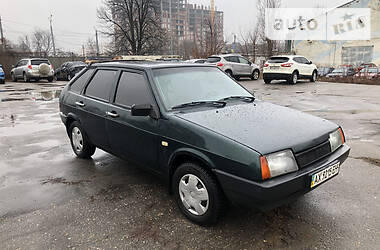 Хетчбек ВАЗ / Lada 2109 2001 в Харкові