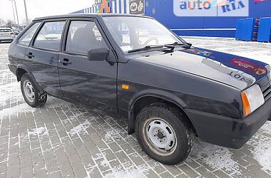 Хэтчбек ВАЗ / Lada 2109 2010 в Нововолынске