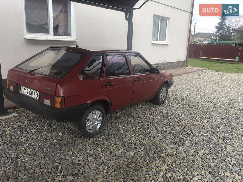 Хетчбек ВАЗ / Lada 2109 1993 в Калуші
