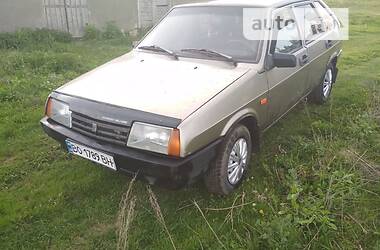 Хэтчбек ВАЗ 2109 2002 в 