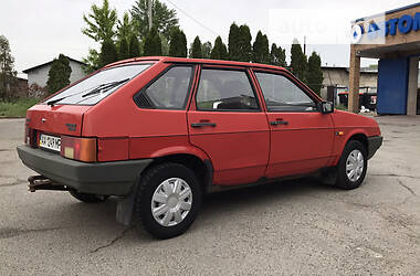 Хэтчбек ВАЗ / Lada 2109 1990 в Броварах