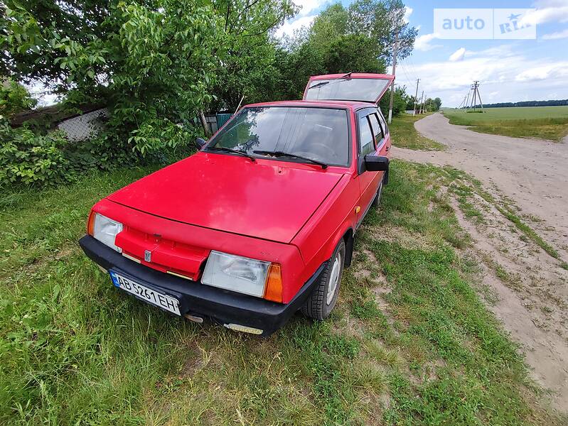 Хэтчбек ВАЗ / Lada 2109 1988 в Казатине