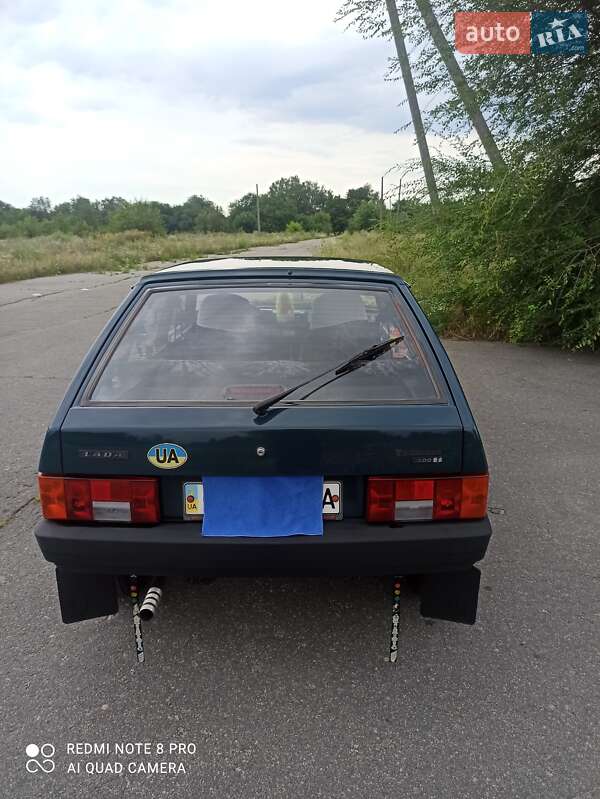 Хэтчбек ВАЗ / Lada 2109 2004 в Кагарлыке