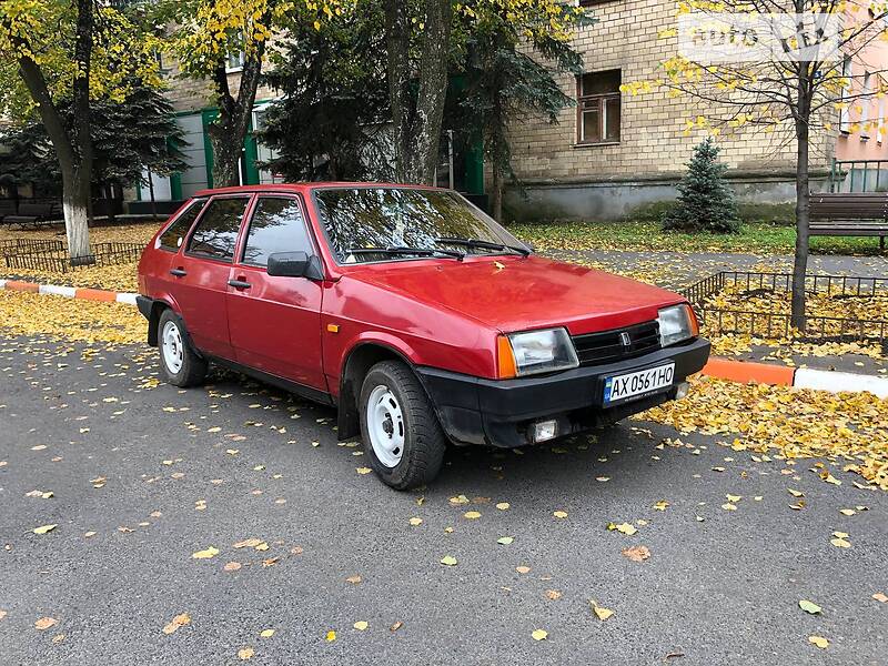 Хэтчбек ВАЗ / Lada 2109 1992 в Змиеве