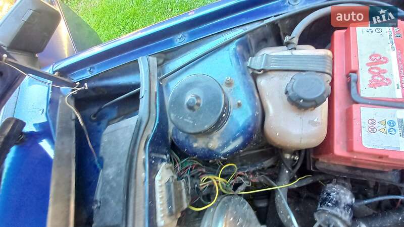 Хэтчбек ВАЗ / Lada 2109 2002 в Теребовле