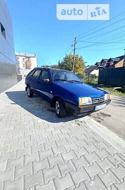 Хэтчбек ВАЗ / Lada 2109 2002 в Теребовле