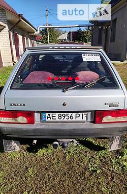 Хэтчбек ВАЗ 2109 2002 в 
