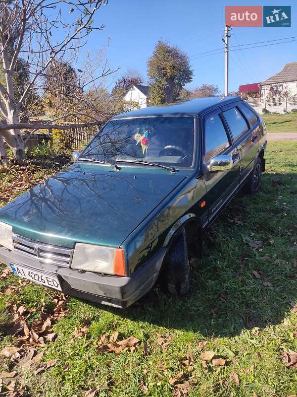 Седан ВАЗ / Lada 2109 2001 в Тульчине