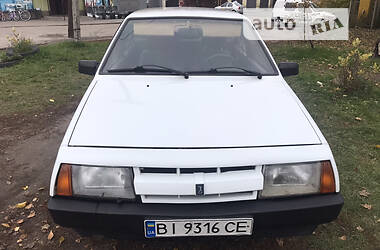 Хэтчбек ВАЗ / Lada 2109 1990 в Хороле
