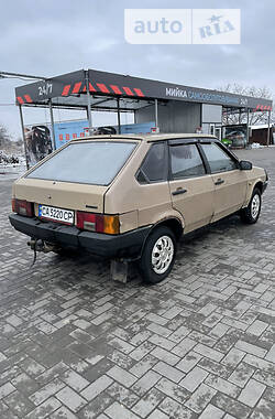 Хэтчбек ВАЗ / Lada 2109 1988 в Смеле