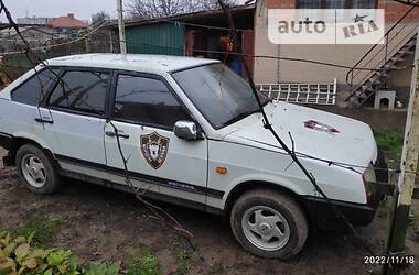Хэтчбек ВАЗ / Lada 2109 1998 в Ужгороде