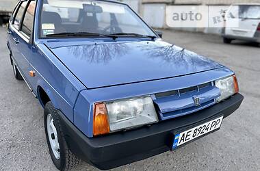 Хетчбек ВАЗ / Lada 2109 1988 в Дніпрі