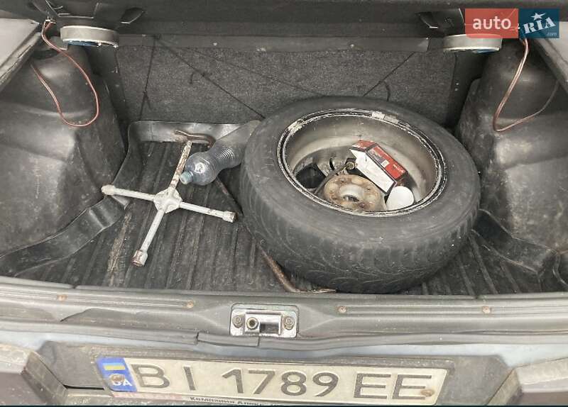 Хэтчбек ВАЗ / Lada 2109 2001 в Полтаве