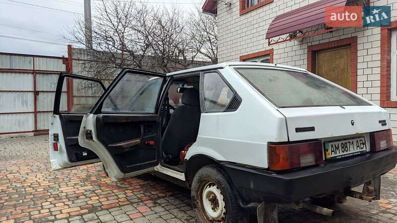 Хетчбек ВАЗ / Lada 2109 1988 в Бердичеві