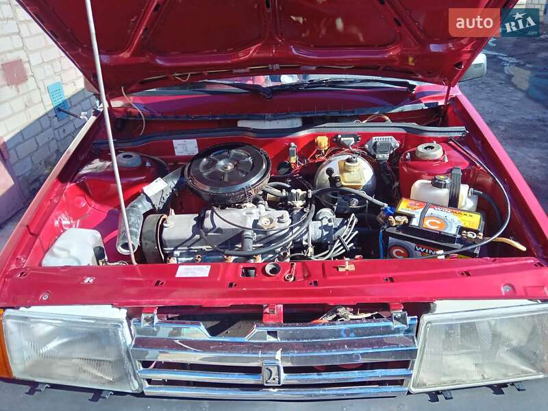 Седан ВАЗ / Lada 2109 1992 в Верхнеднепровске