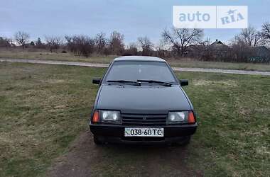 Хэтчбек ВАЗ / Lada 2109 1993 в Кривом Роге